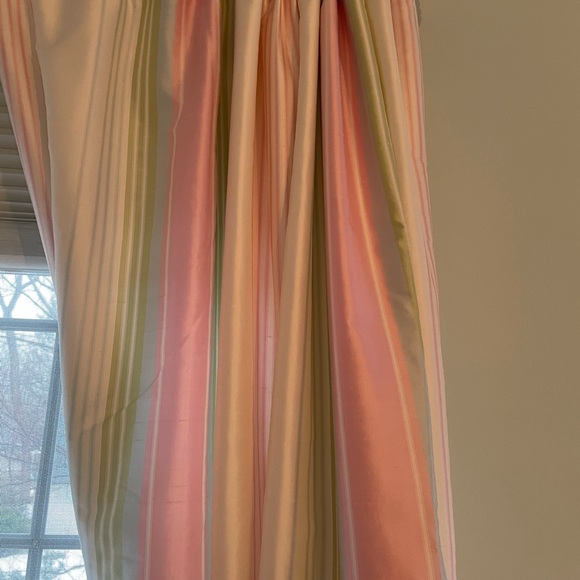 Pottery barn 100% silk Curtain- 3 panels - Picture 1 of 3